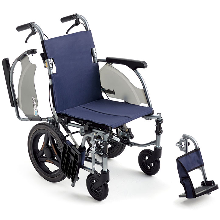 新しい到着 車いす 車椅子 National 介助用 超軽量コンパクト 車椅子